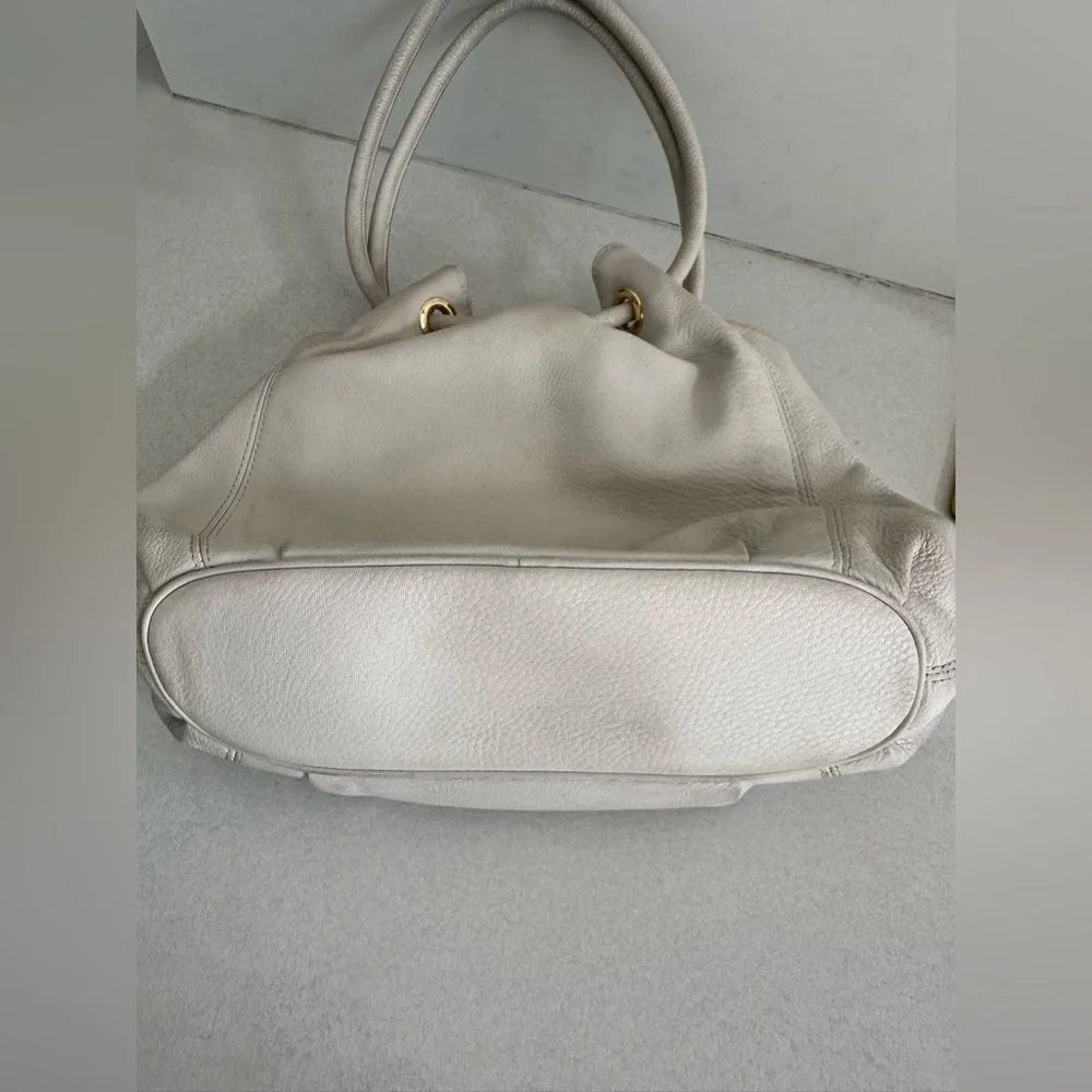 MICHAEL KORS Optic White Cream Medium East West Ring Leather Tote
